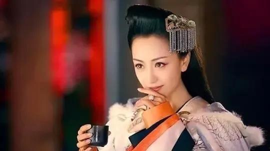 娱乐圈明星玄学爆料,明星玄学爆料背后的惊人真相 第2张 娱乐圈明星玄学爆料,明星玄学爆料背后的惊人真相 第2张